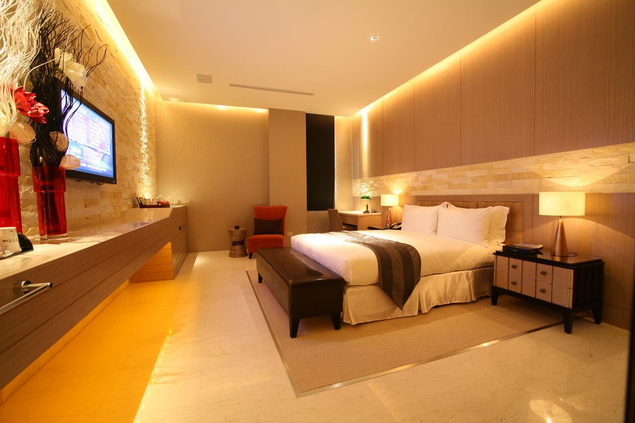 Lanshy Motel Taichung Luaran gambar
