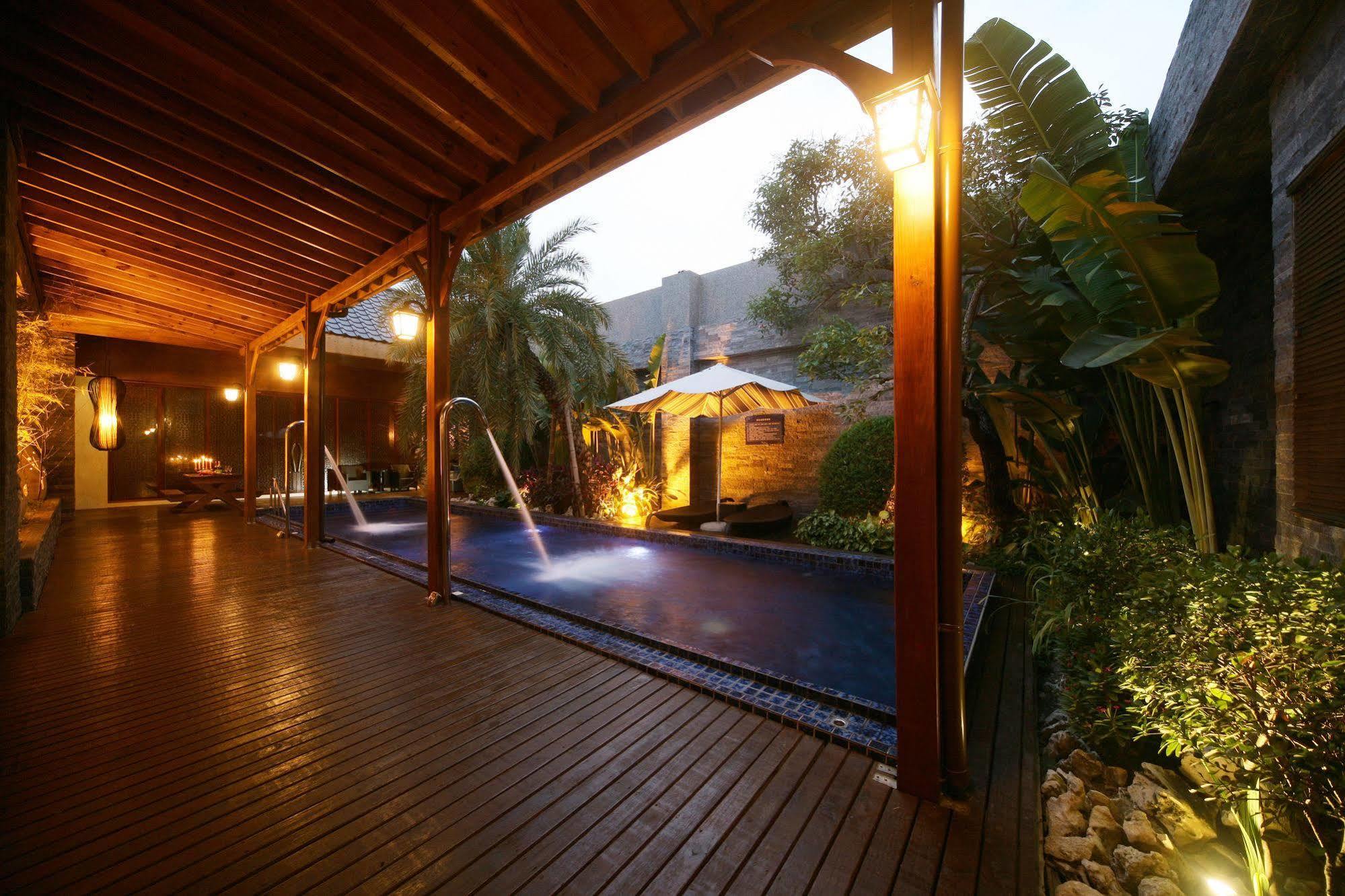 Lanshy Motel Taichung Luaran gambar