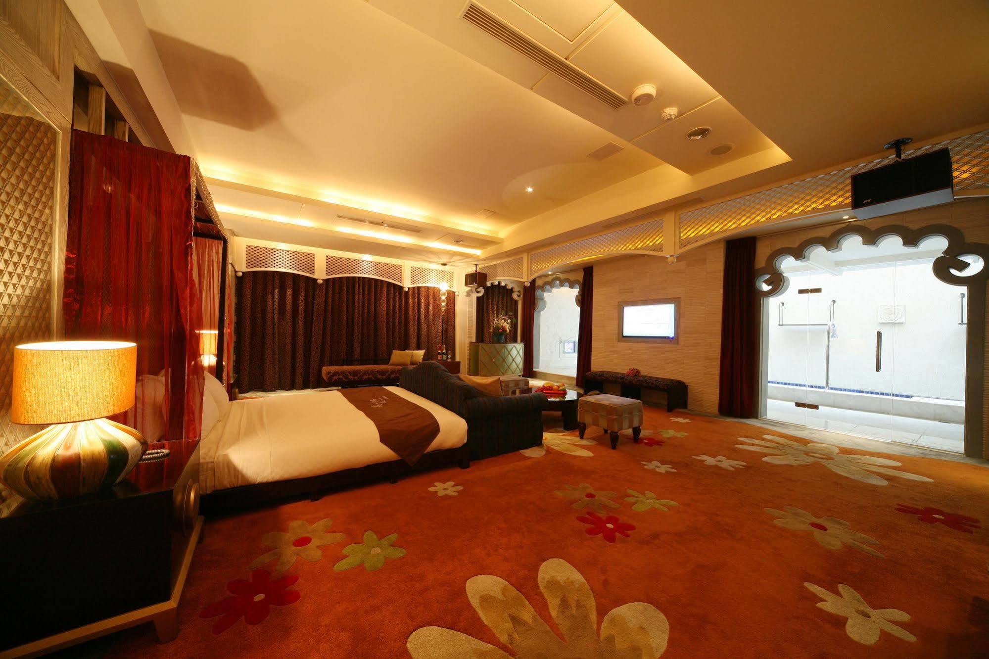 Lanshy Motel Taichung Luaran gambar